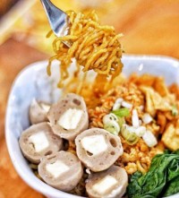 Bakmi Ayam Rica Komplit